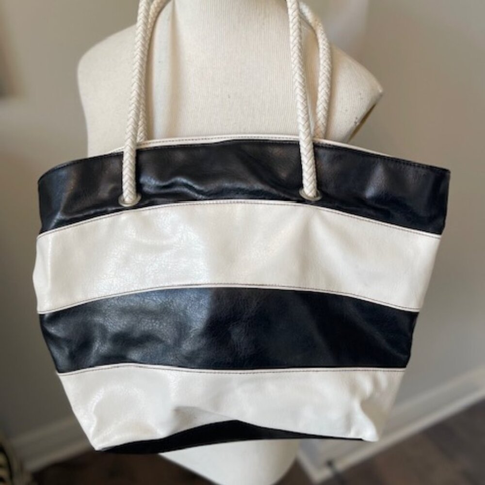 Black and white stripe tote